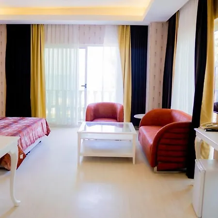 La Hoya Beach Hotel Hotel *
