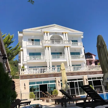 La Hoya Beach Hotel Hotel *
