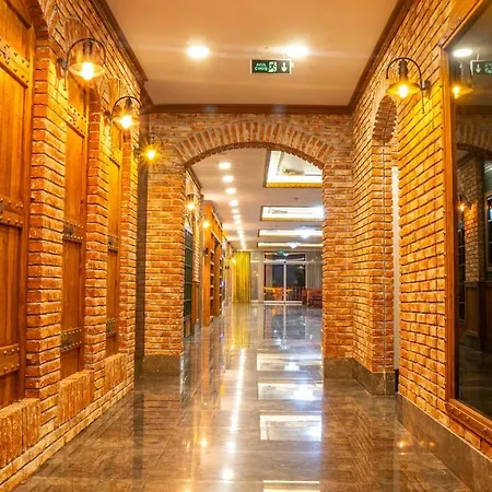 La Hoya Beach Hotel فندق بيلديبي