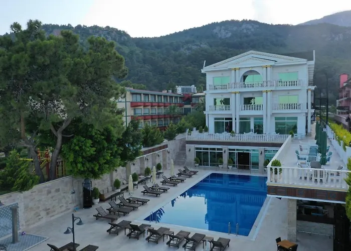 Hotel La Hoya Beach Hotel