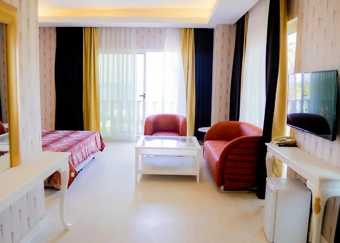 La Hoya Beach Hotel Hotel *